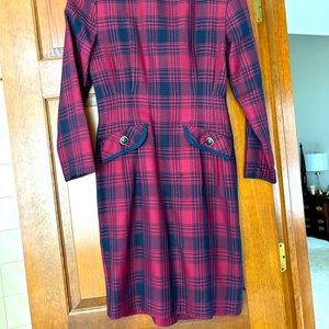 professional dress with cinched waist.  Petite but runs long and longwaisted